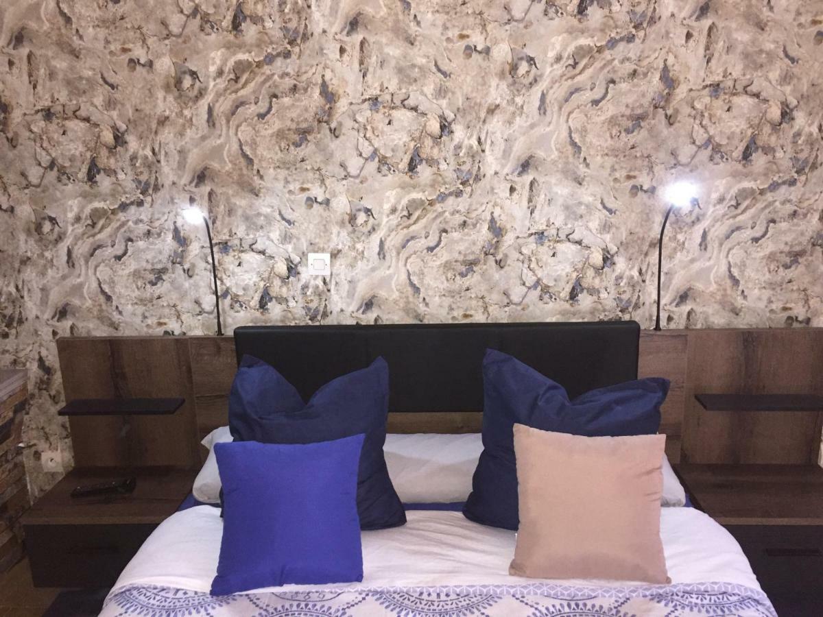 Domaine Jeanne D'Arc Bed and Breakfast Valhuon Εξωτερικό φωτογραφία